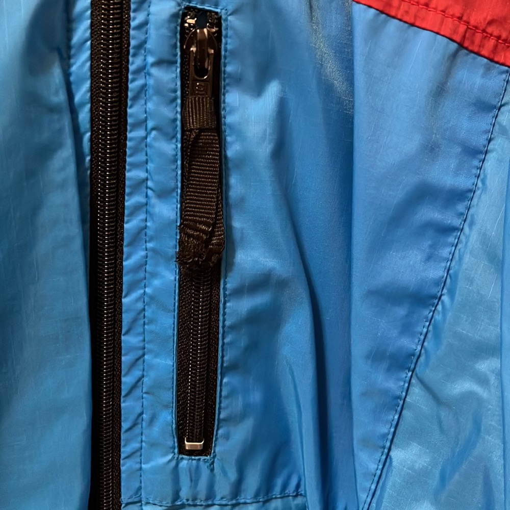 Women’s Vintage 90s Rain Jacket Red Blue Hood Rest and Relaxation Sears Med-Lrg - Picture 2 of 5